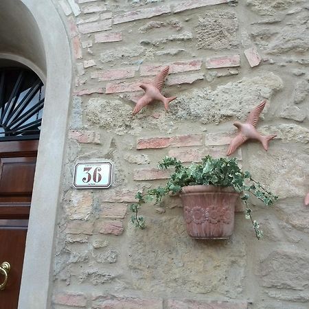 Apartamento Casa Ricciardi Chianni Habitación foto